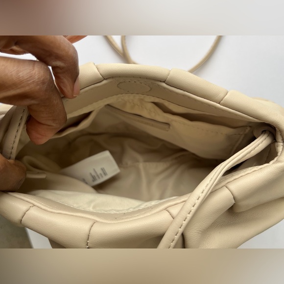 Oak + Fort Scrunch Top Clutch Sandstone - Picture 5 of 8